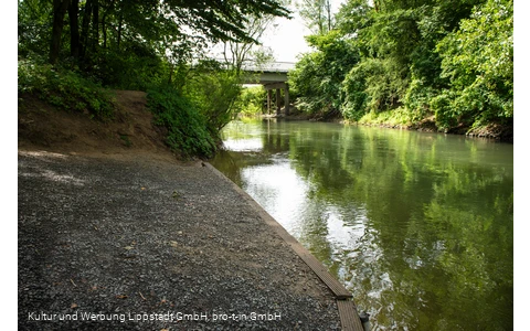 Kanueinstieg Rebbeke Zur Neuen Brücke (c) KWL Kultur und Werbung Lippstadt GmbH Pro-t-in GmbH (1).jpg