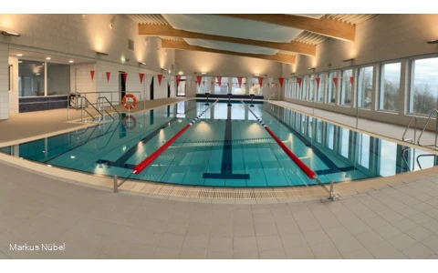 Hallenbad Foto 13