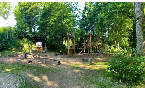 Baumhausspielplatz im Volkspark Meinerzhagen