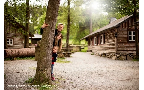 Hiebammen Hütte Familie