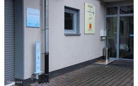E-Bike Akku-Ladestation Hotel Wilhelmshöhe in Neue