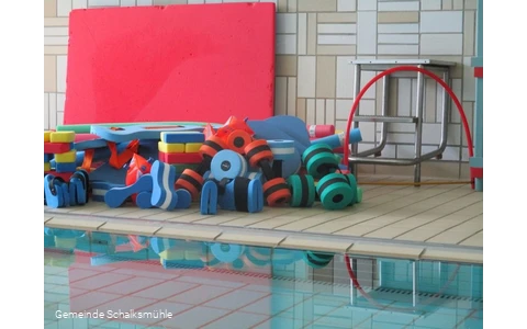 Viele Kurse finden in der Schwimmhalle Schalksmühl