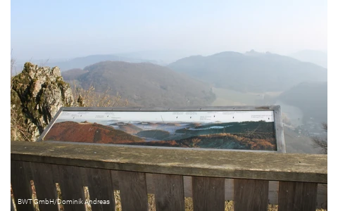 Rösenbeck Aussichtsplattform 4 klein.JPG