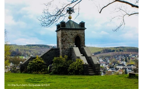 Wi.Sta Sundern-Schlossruine Hachen.jpg