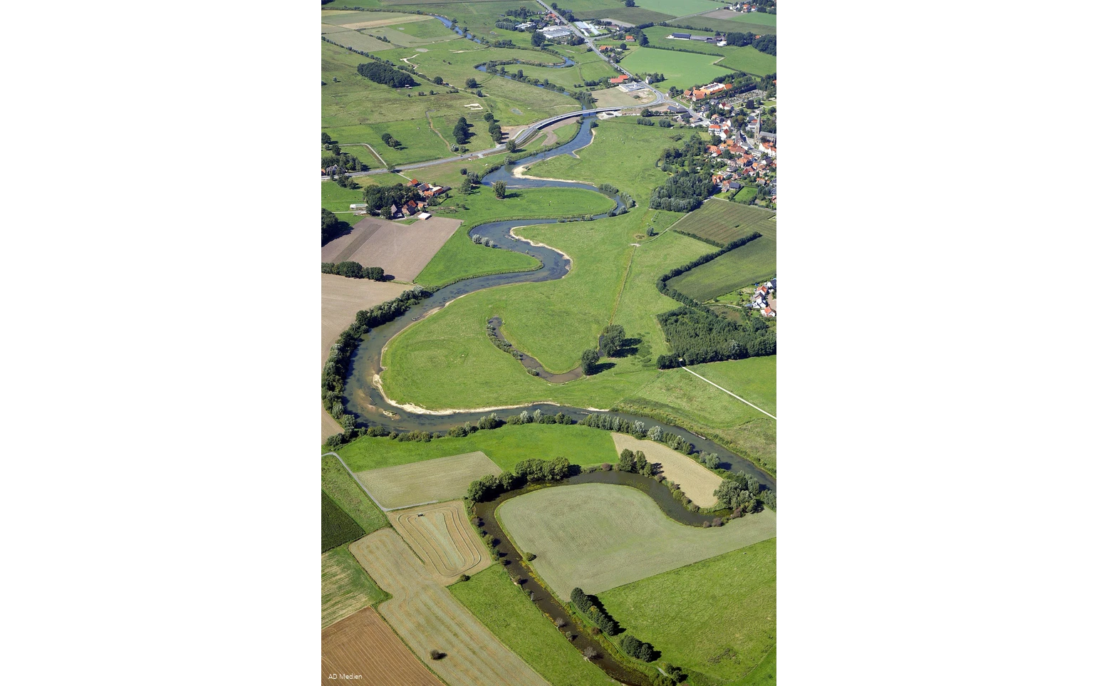Luftbild Lippe Hochformat