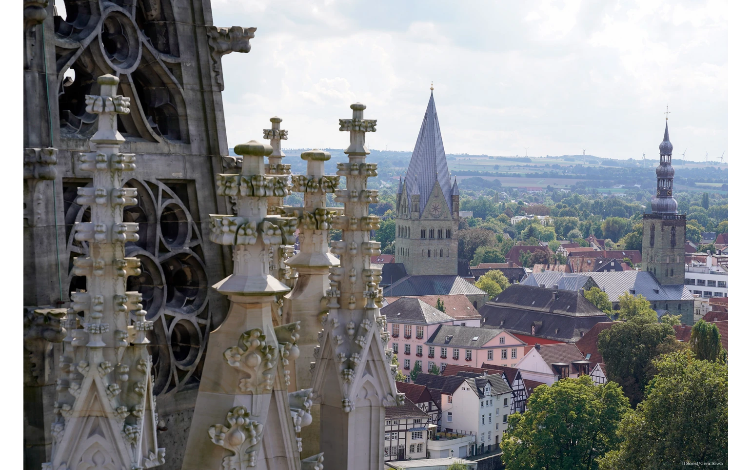 Uitzicht vanaf de Wiesenkirche