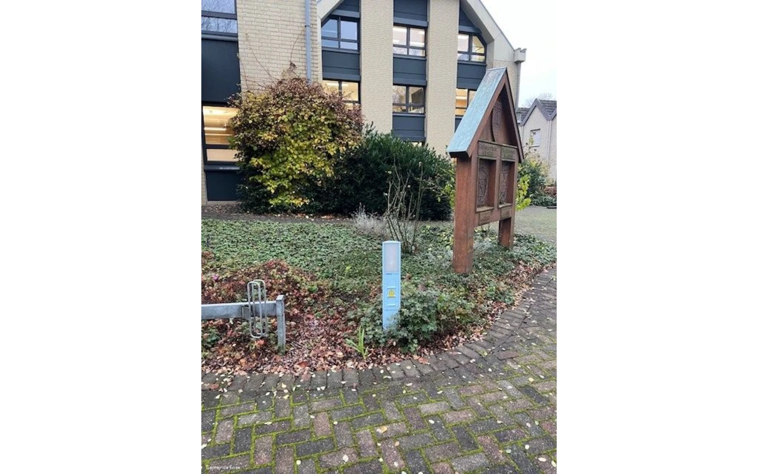 Rathaus Ladesäule.jpg