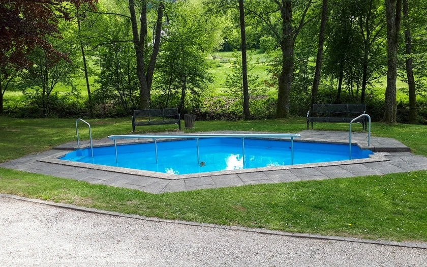 Tretbecken Kurpark Haus des Gastes 