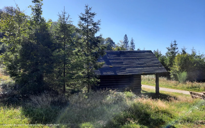 Schutzhütte Hühnerkamp (1).jpg