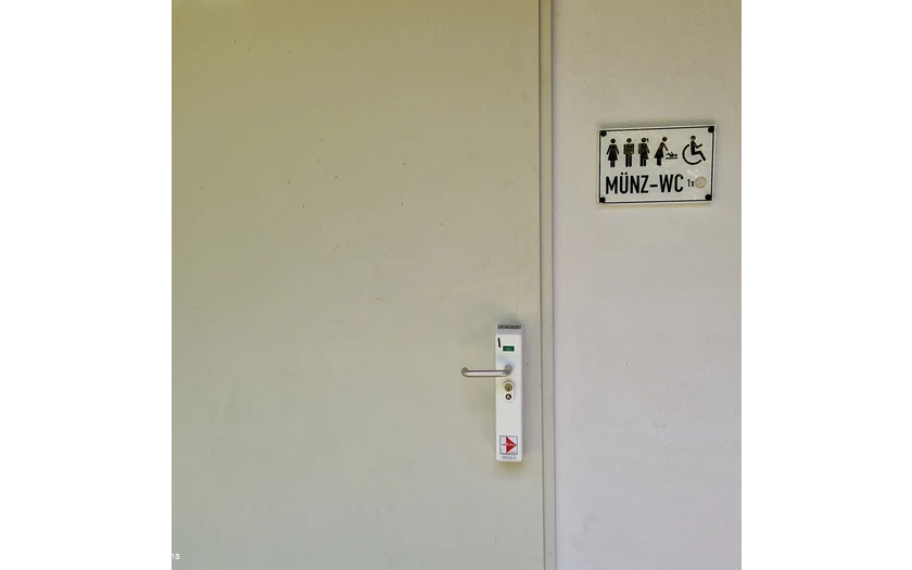 Jüppkenpark WC Tür 1 Euro 