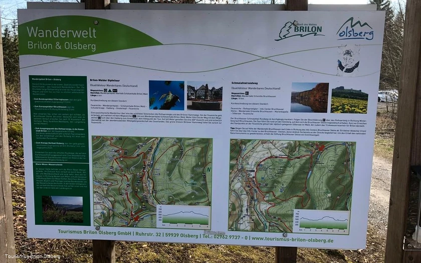 Wandertafel Rothaarsteig Feuereiche Wandertafel Rothaarsteig Feuereiche