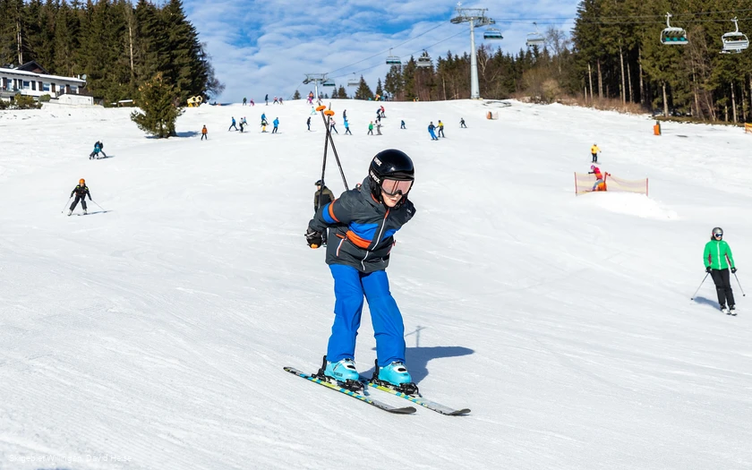 Rodeln und Skifahren5.jpg