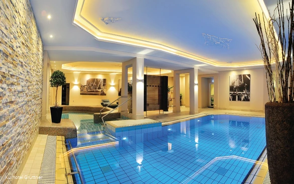 Kurhotel Grüttner swimming pool.jpg