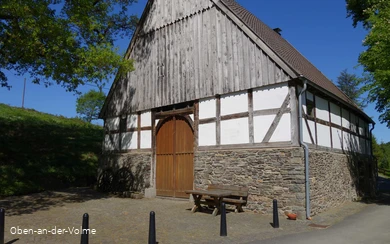 Farmhouse-Wippekühl