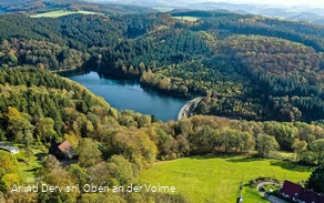 Idyllisches Kleinod: die Jubachtalsperre