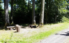 Wanderweg (1).jpg Wanderweg (1).jpg