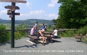 Rast an der Steinbergruine Ostwig