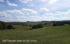 Aussicht über die Felder in Richtung Stadtgebiet Kierspe