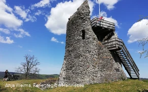 Burgruine Eversberg - Sommer Burgruine Eversberg - Sommer