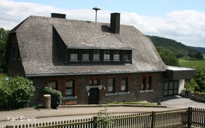 Dorfgemeinschaftshaus.jpg