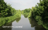 Die Lippe fließt von Ost nach West
