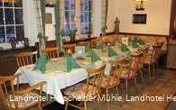 Eingedeckter Tisch - © Landhotel Herscheider Mühle