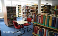 Werdohl_Stadtbücherei_Innenansicht.jpg