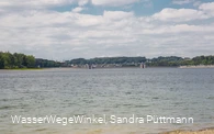 Blick auf den Möhnesee mit Staumauer
