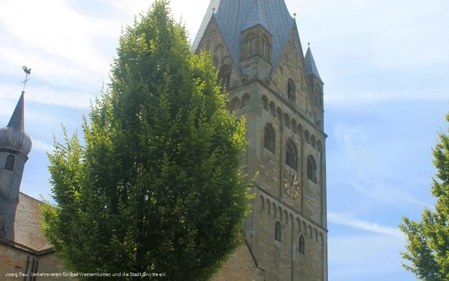 Pfarrkirche St. Laurentius Erwitte Pfarrkirche St. Laurentius Erwitte