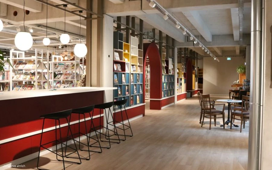Dorte-Hilleke-Stadtbibliothek Menden, Flur Dorte-Hilleke-Stadtbibliothek Menden, Flur