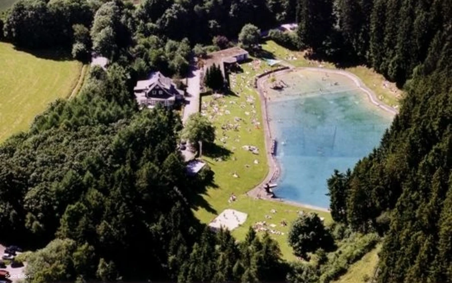 Waldfreibad Gudenhagen von oben