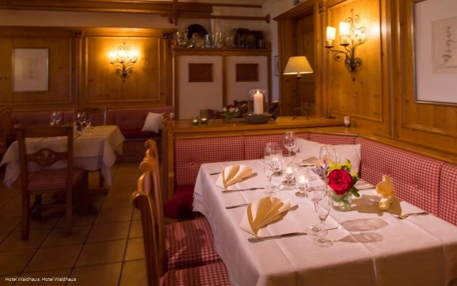 Antoniusstube im Hotel Waldhaus