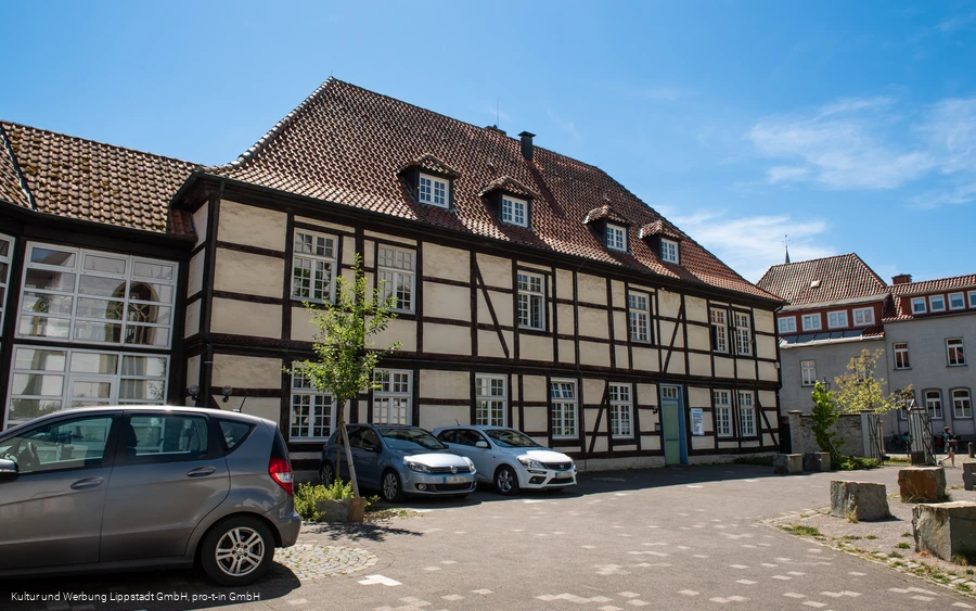 Niemöllerhaus (c) KWL Kultur und Werbung Lippstadt GmbH Pro-t-in GmbH (2).jpg Niemöllerhaus (c) KWL Kultur und Werbung Lippstadt GmbH Pro-t-in GmbH (2).jpg
