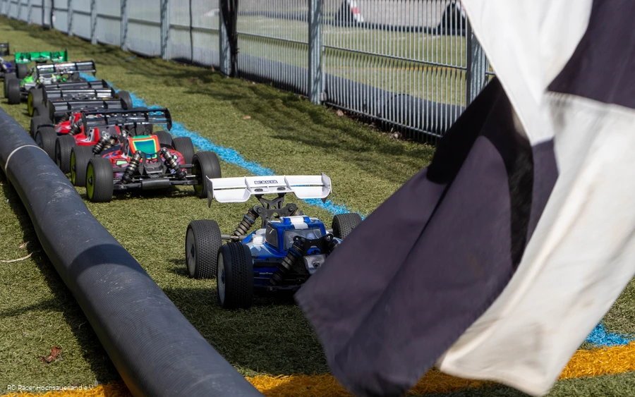 RC Racer Cars bearbeitet.jpg