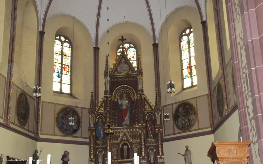 Kirche St. Peter und Paul Medebach Kirche St. Peter und Paul Medebach