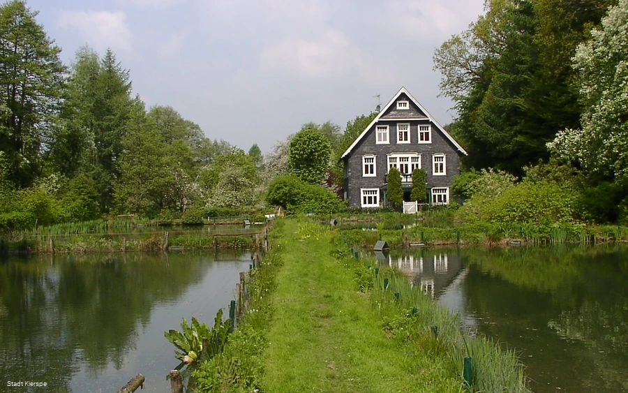 Ölmühle mit Mühlenteichen