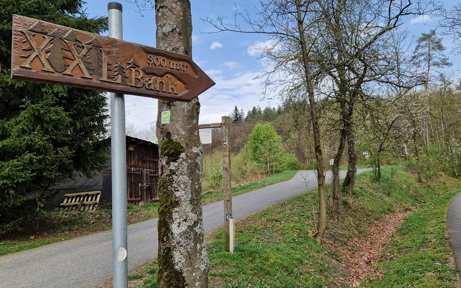 Weg zur XXL-Bank (Anja Weims).jpg