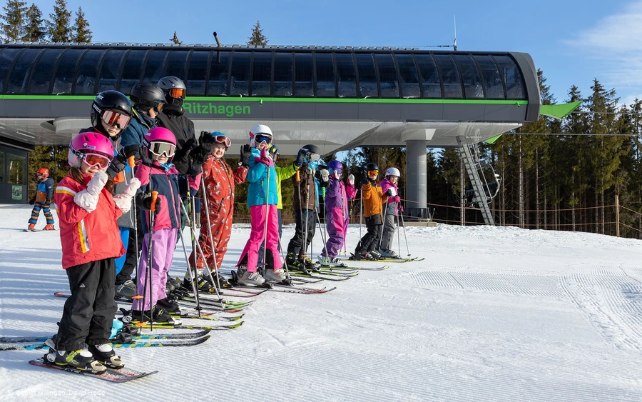 Rodeln und Skifahren4.jpg