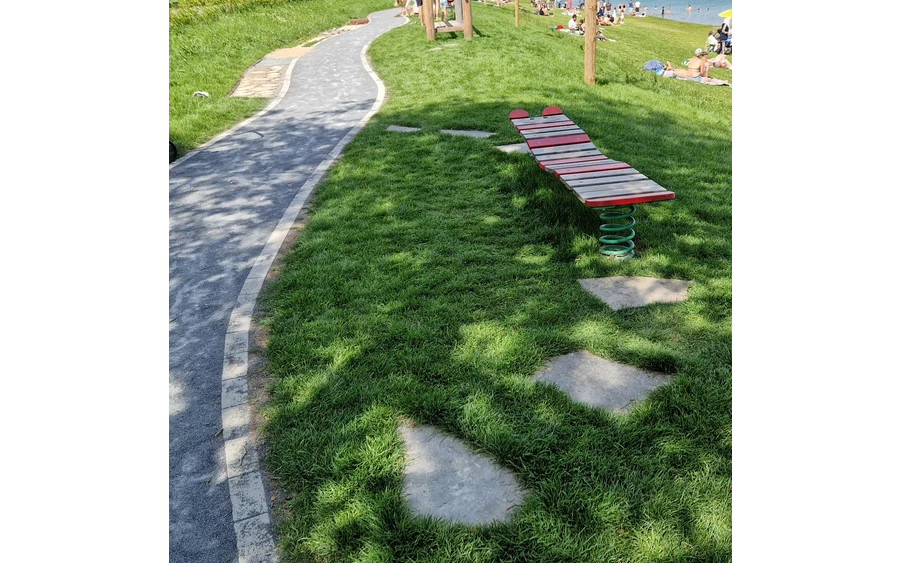 Barfusspfad Hennesee balancieren