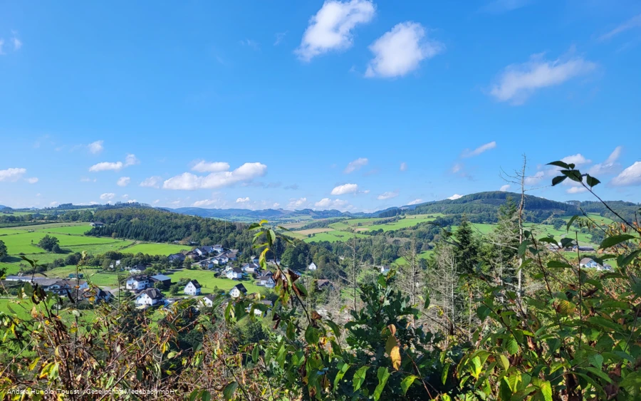 Wunderschöne Ausblicke auf dem Vogelerlebnispfad Medebach-Dreislar