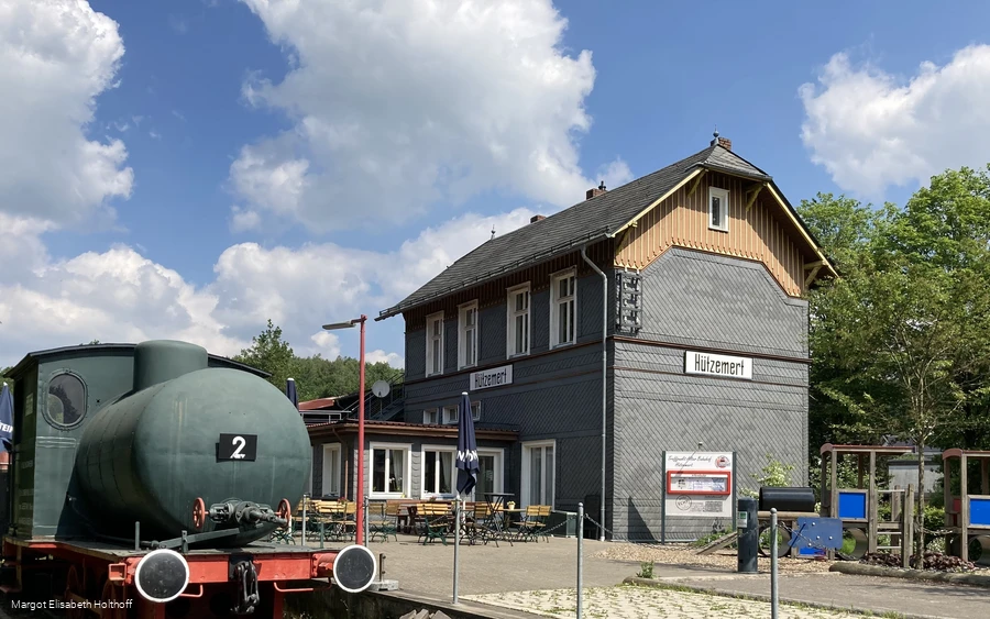 historische Lock "Emma" am Alten Bahnhof in Hützemert