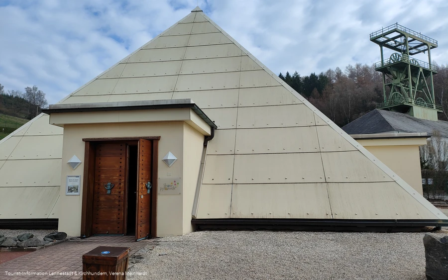 Galileo-Park: Show Pyramide