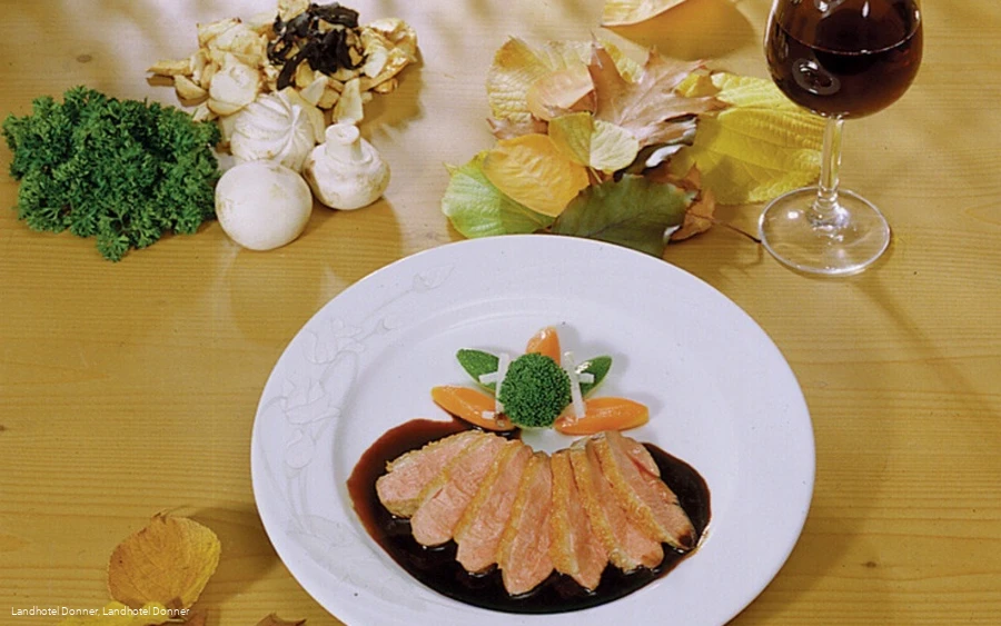 Essen im mehrfach ausgezeichneten Restaurant Landhotel Donner, Remblinghausen