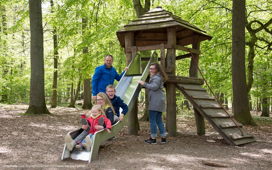 Waldspielplatz Günne Rutsche
