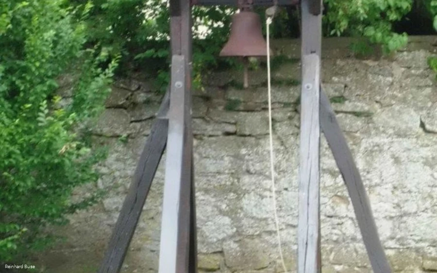 Glockenstuhl Borntosten