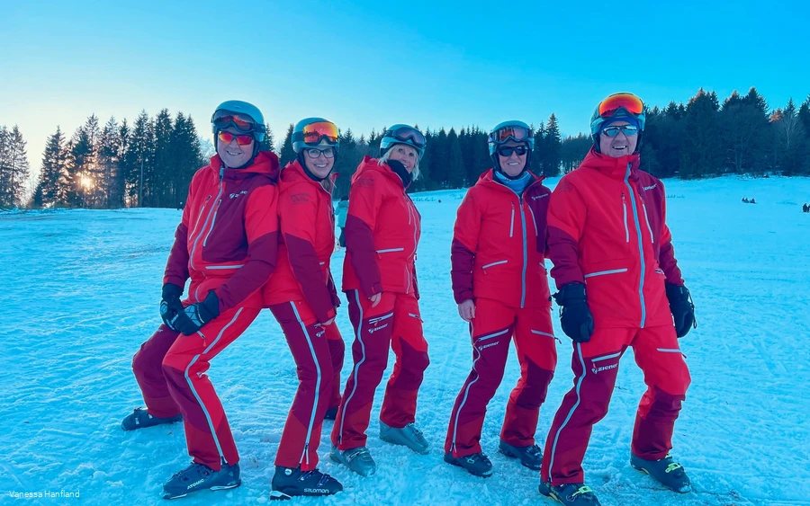 Skischule Eschenberg Lift - Skilehrer, Vanessa Hanfland.jpg Skischule Eschenberg Lift - Skilehrer, Vanessa Hanfland.jpg