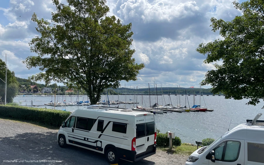 Wohnmobilstellplatz Delecke Nordufer Möhnesee 1