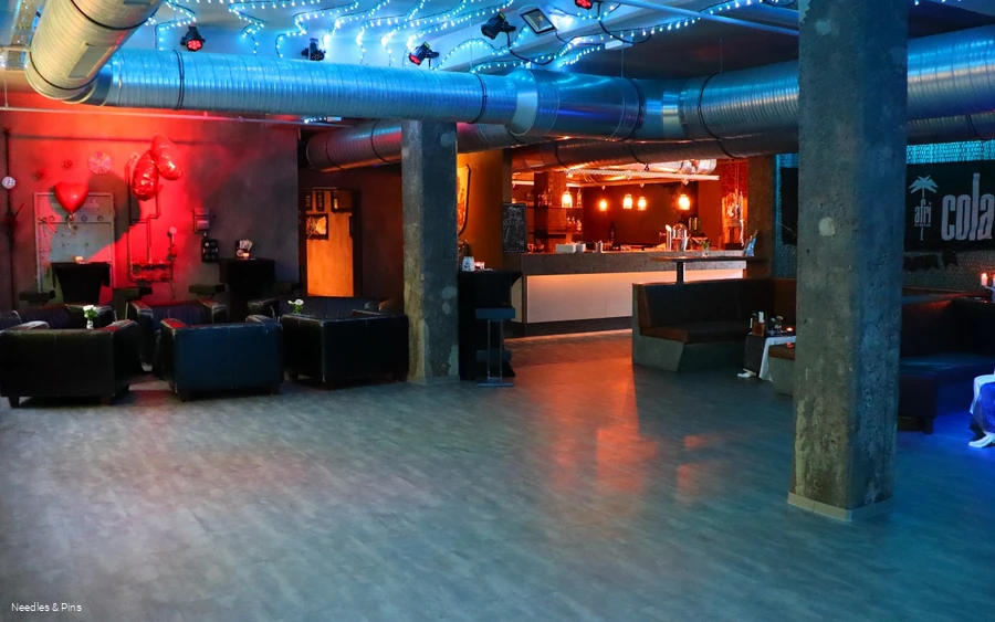 Needles & Pins Needles & Pins