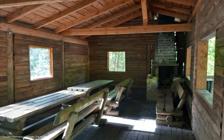 Grillstation-Schwalefeld-Innen.jpg