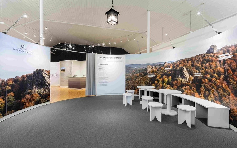 Ausstellung Rotunde.jpg